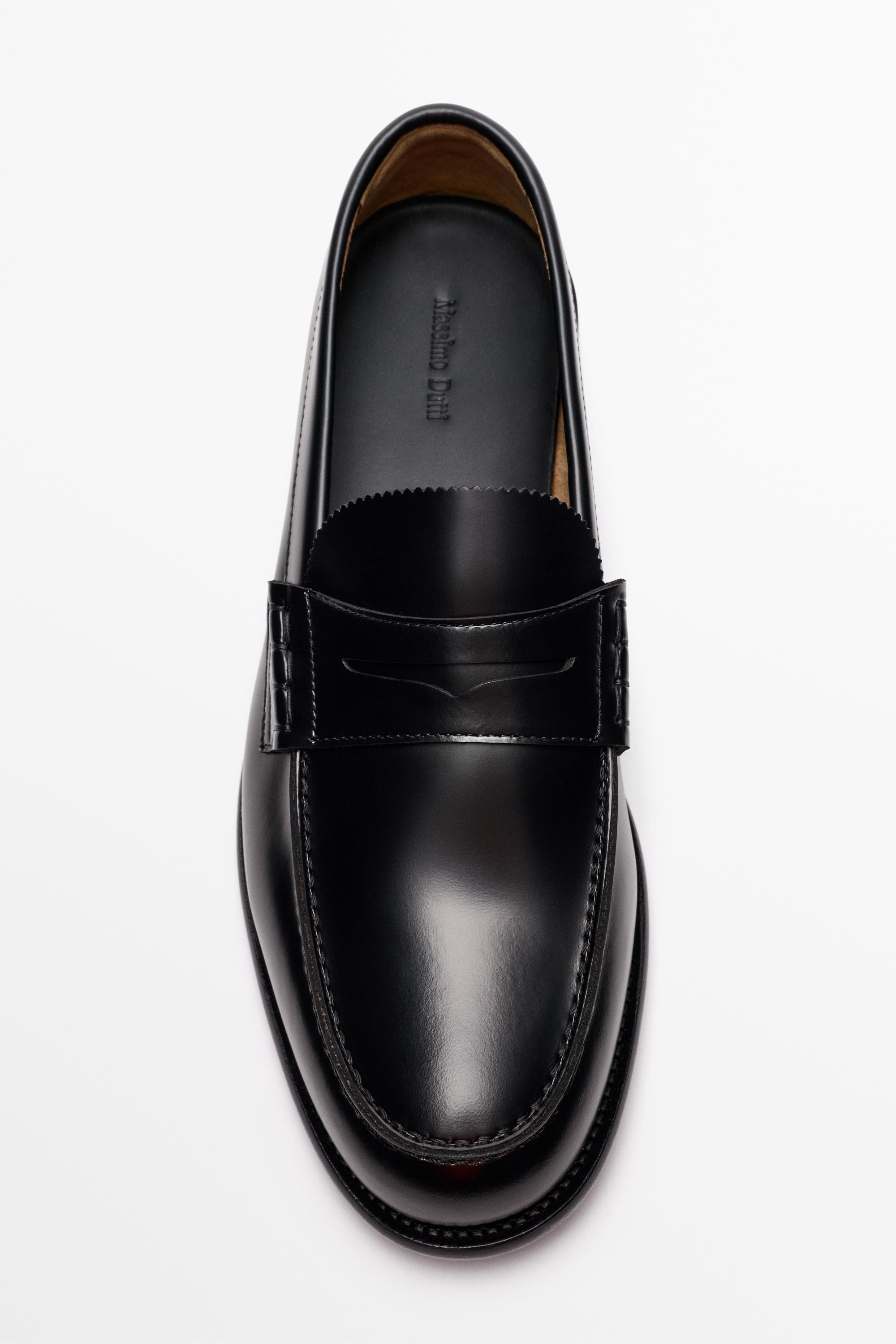 Leather penny loafer